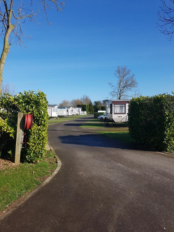 Holly Cottage Burgh le Marsh Exterior foto